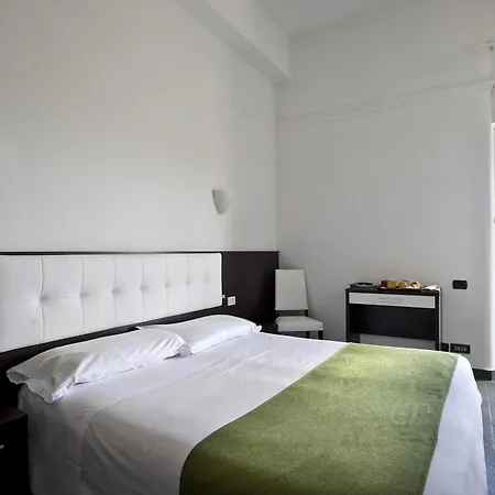 Отель Dipendenza Bellavista Лидо-ди-Остия