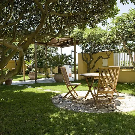 贝拉维斯塔依恋酒店 3*