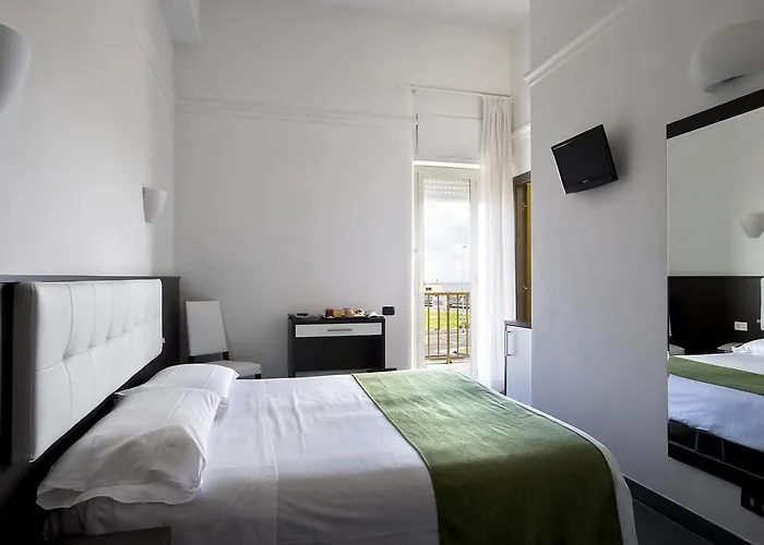 贝拉维斯塔依恋酒店 酒店 3*