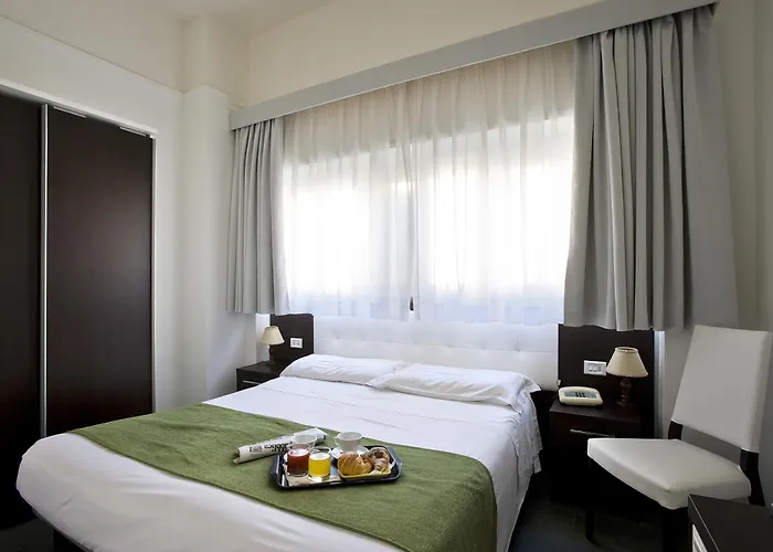 贝拉维斯塔依恋酒店 3*