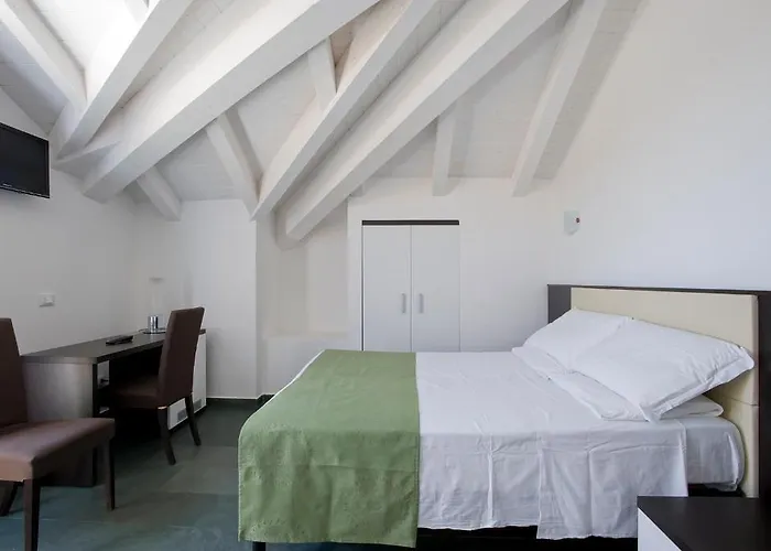 贝拉维斯塔依恋酒店 3*