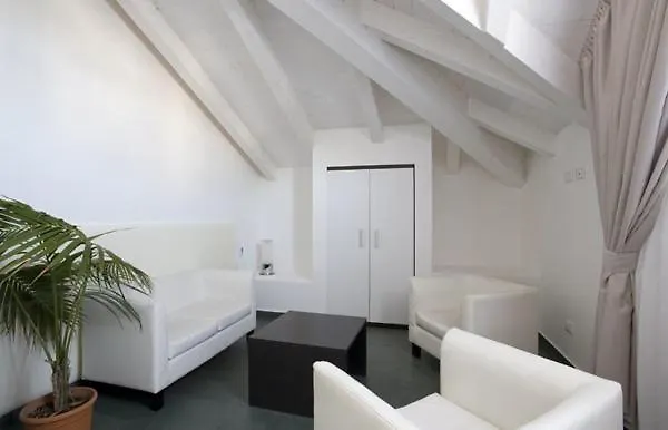 贝拉维斯塔依恋酒店 酒店 3*